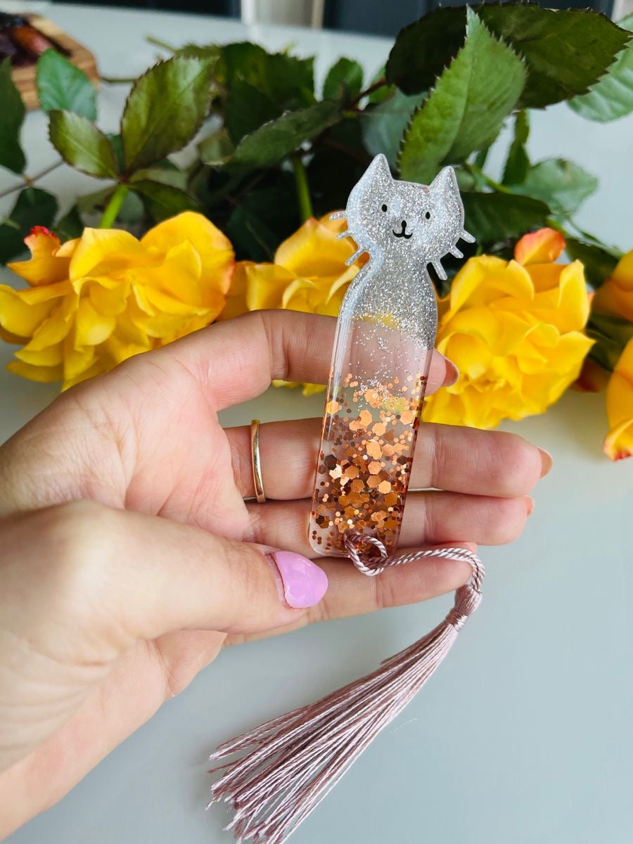 Cat Bookmark Silicone Mould - 10x4cm - 3mm Depth
