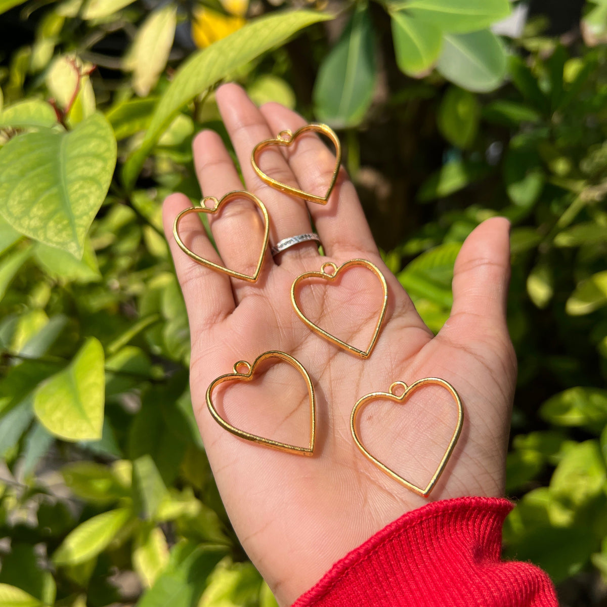 Heart Shape Metal Pendant Frame - Golden - Set of 5
